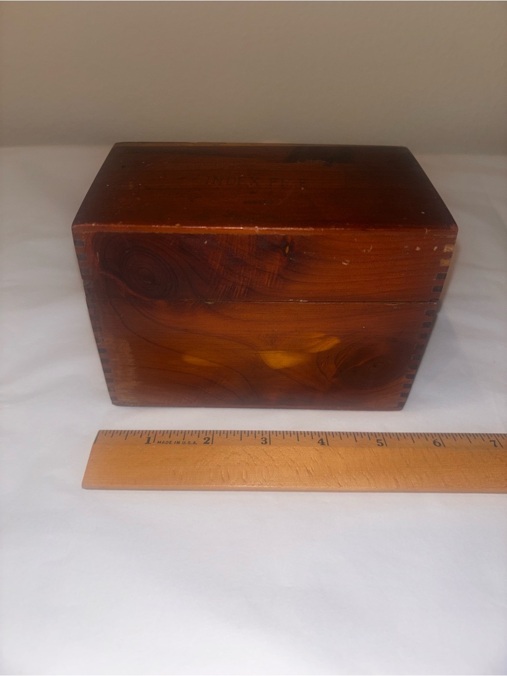 Vintage Wood Recipe Box + binder of notes, recipes and vintage clippings - Picture 3 of 14
